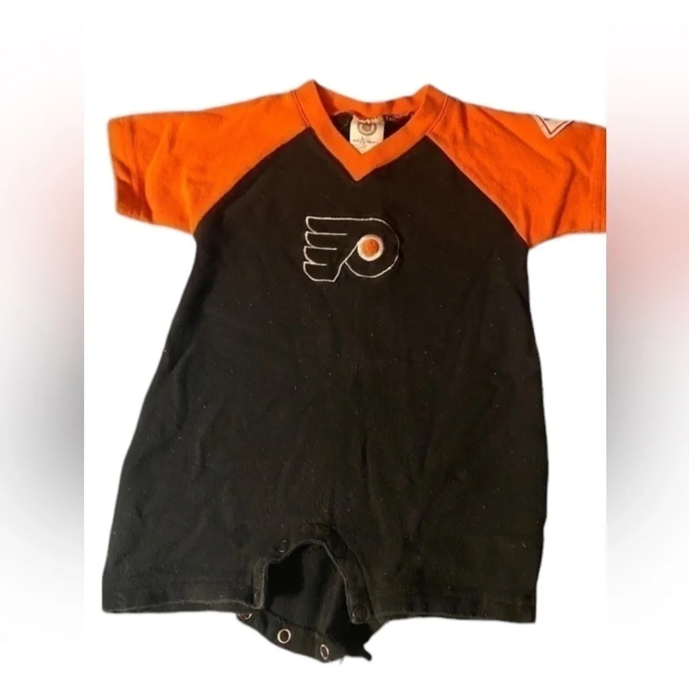 𝅺philadelphia flyers toddlers bodysuit